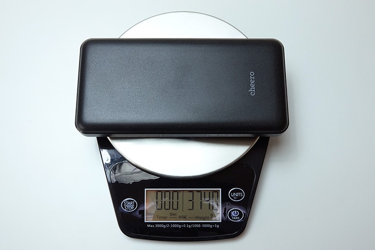cheero Power Deluxe 20100の重さを計測