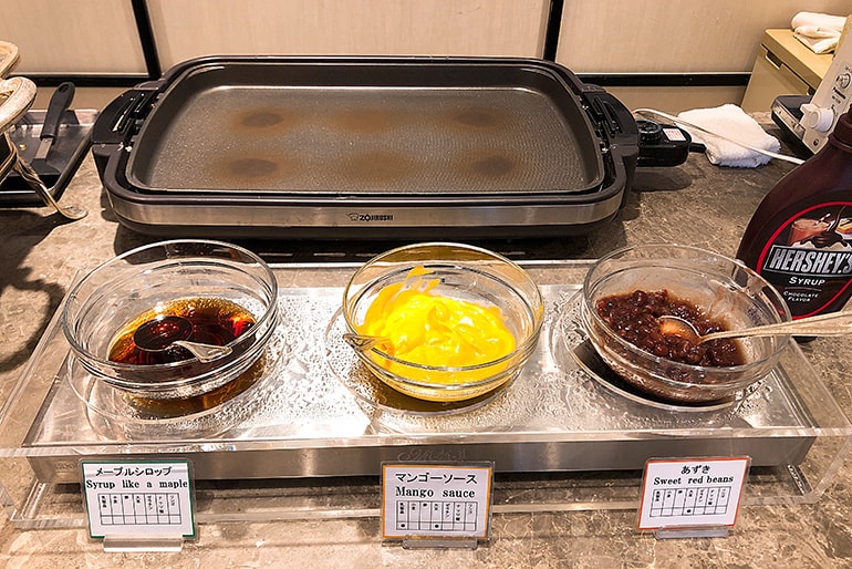 ホテルモントレラ・スール大阪の朝食（パンケーキ）