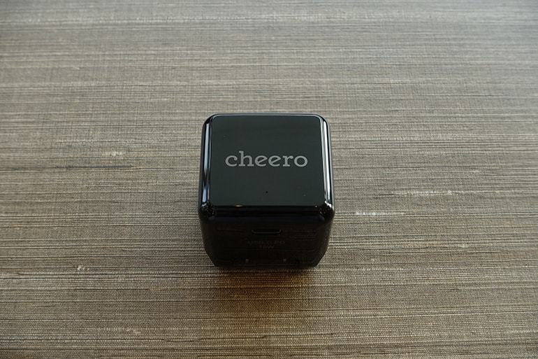 cheeroのUSB PD充電器「CHE-324」本体