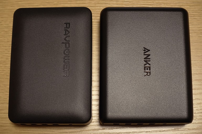 RP-PC059とAnker PowerPort I PDのサイズ比較